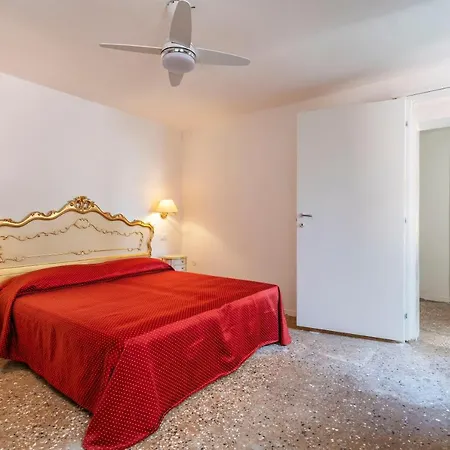Aparthotel San Luca Flats 3*