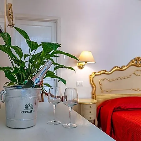 Апарт-отель San Luca Flats Венеция