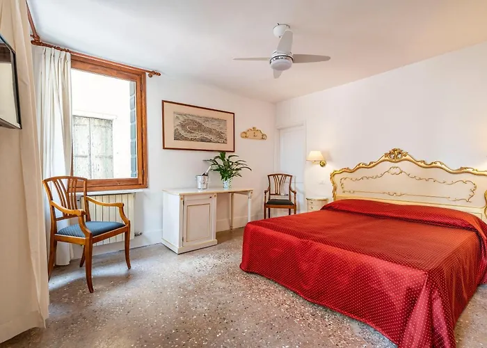 San Luca Flats Apartahotel 3*